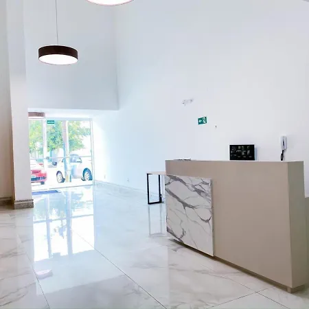 Bem Localizado Praia e Centro com Vista da Cidade - 301-2